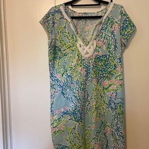 Floral Print Lilly Pulitzer Brewster Embellished T-Shirt Dress, Women’s L